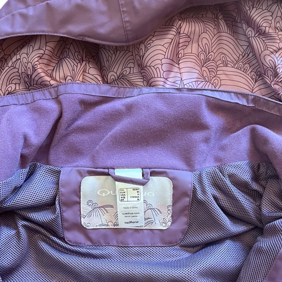 Rain jacket very good condition ! - Picture 11 of 12